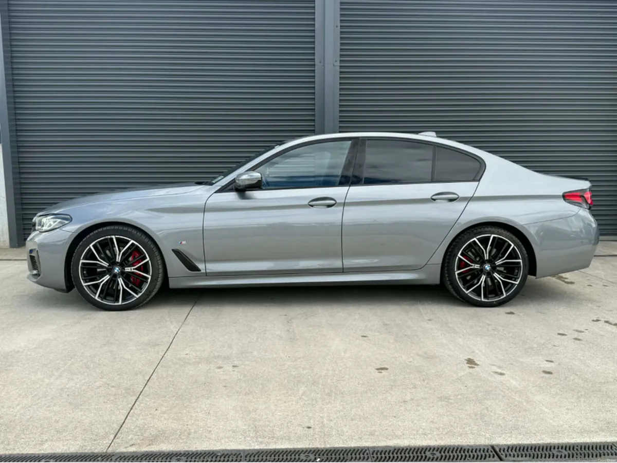 BMW 5-Series 520D G30 M SPORT MHEV PRO PACK - Image 4