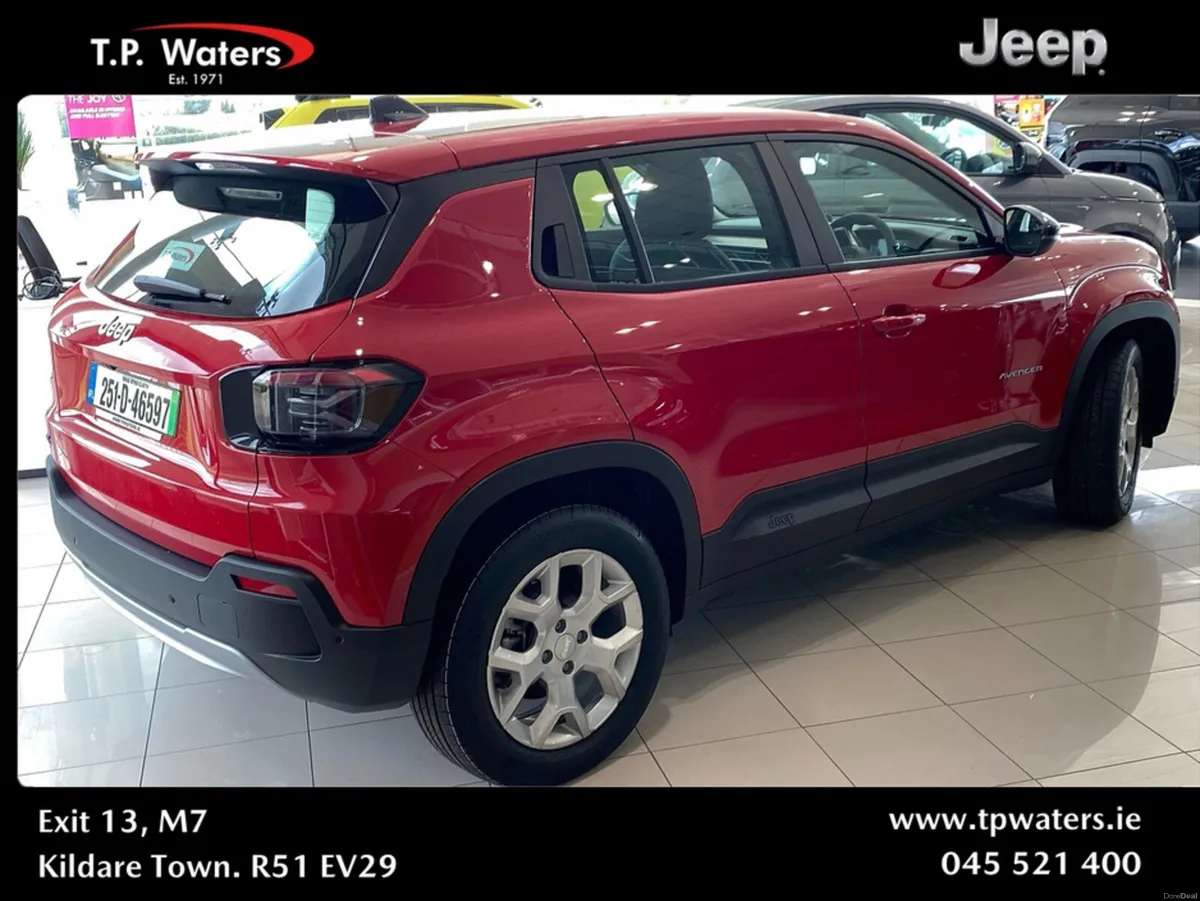 Jeep Avenger FULL ELECTRIC - ALTITUDE - BLACK LEAT - Image 3