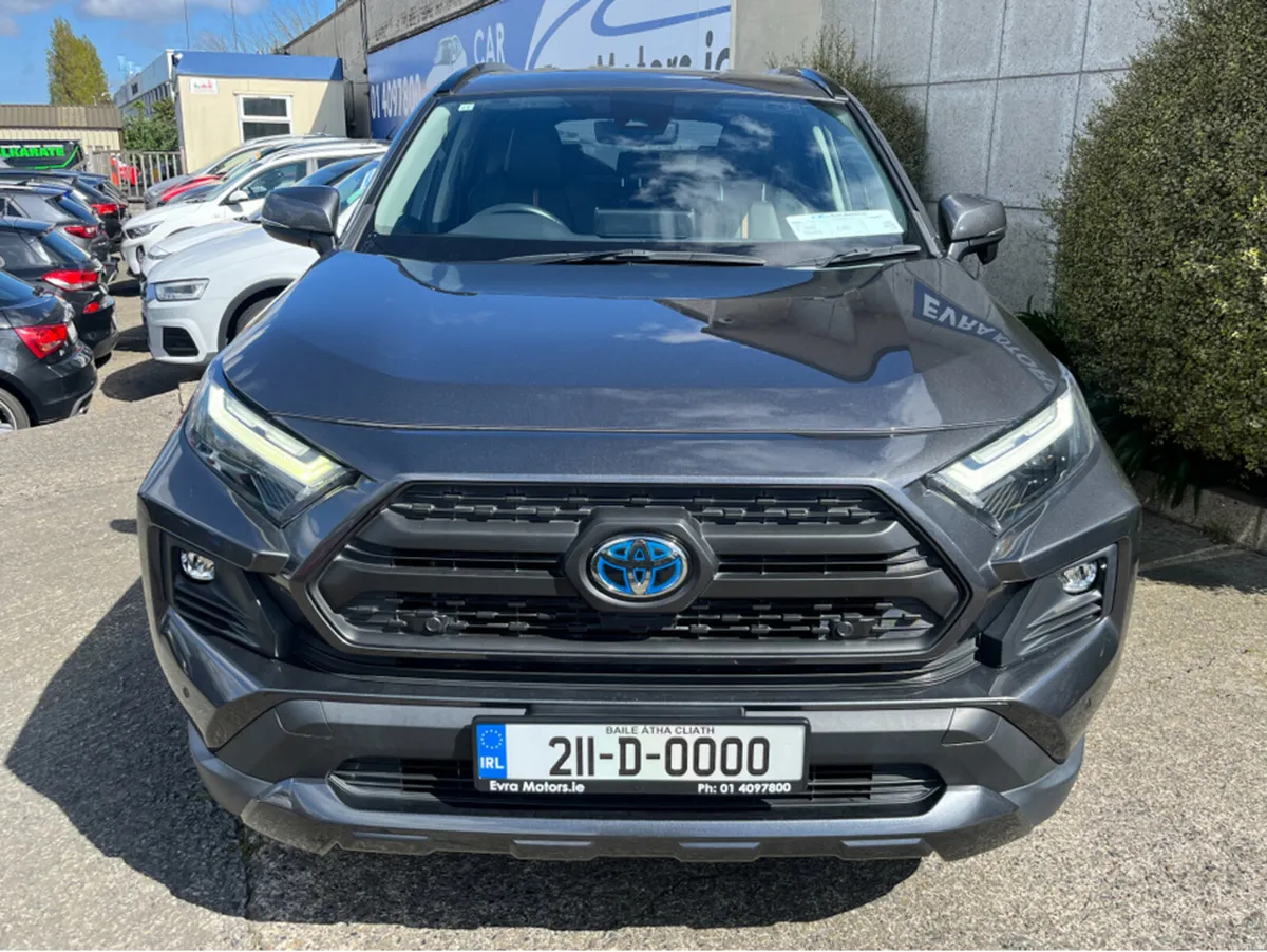 Toyota RAV4 ADVENTURE 4WD AUTOMATIC HYBRID 2.5 PET - Image 2