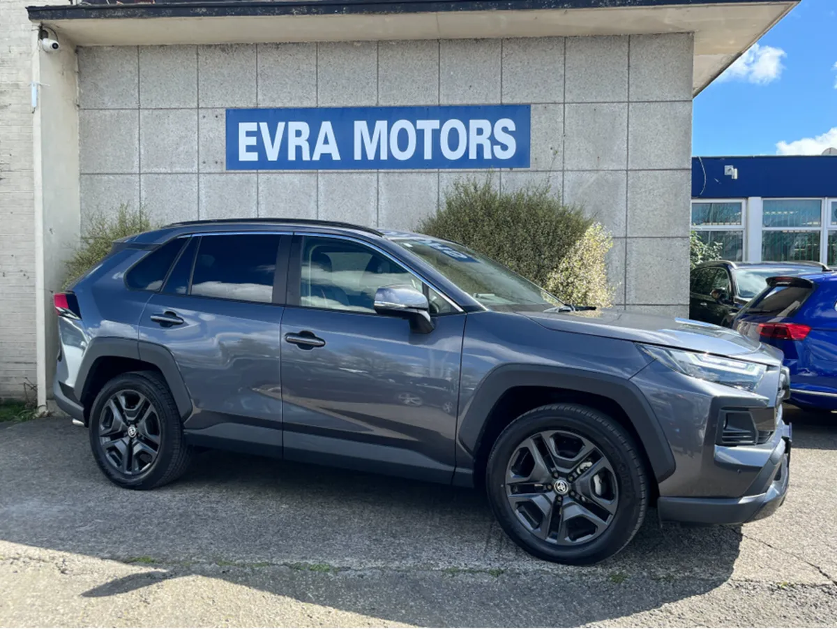 Toyota RAV4 ADVENTURE 4WD AUTOMATIC HYBRID 2.5 PET - Image 3