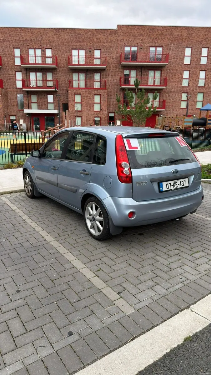 Ford Fiesta 2007 Steel - Image 2