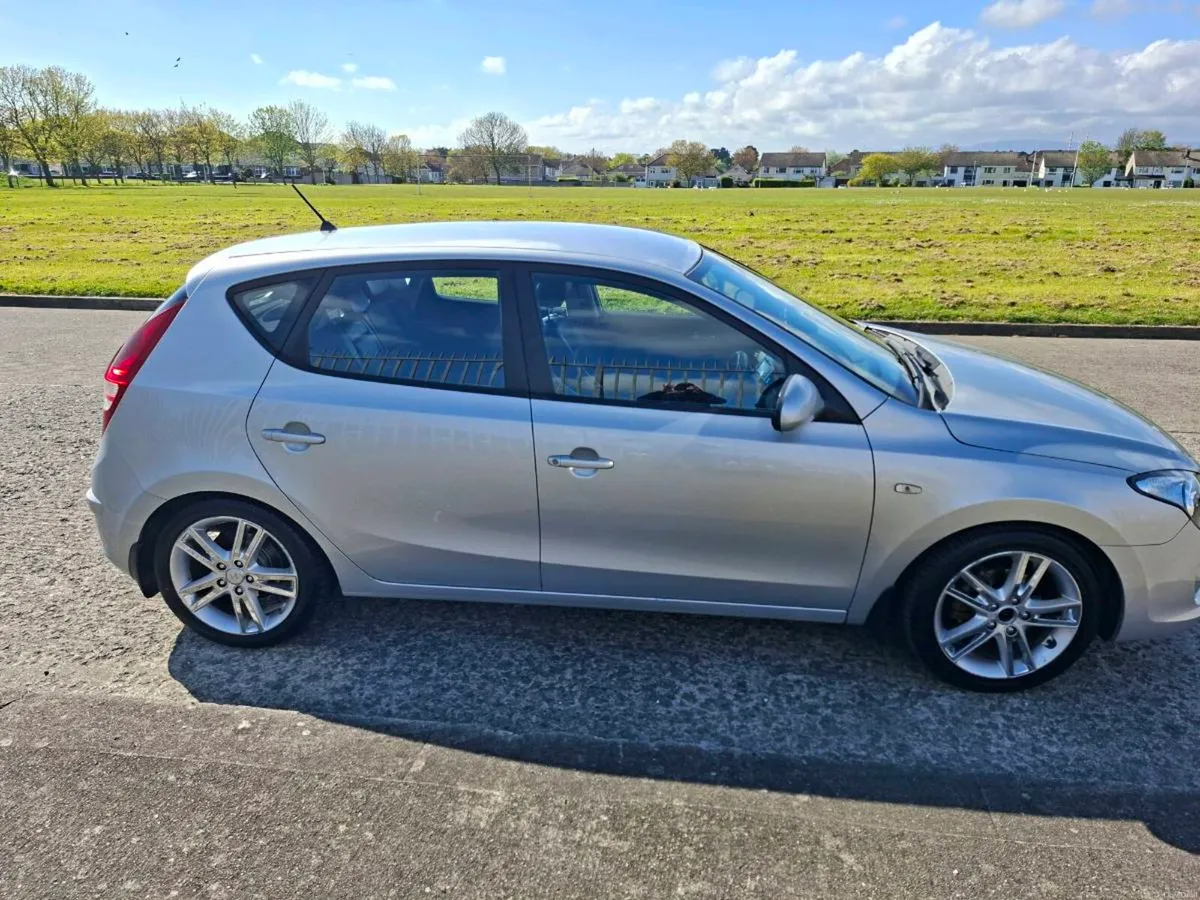 Hyundai i30 - Image 3