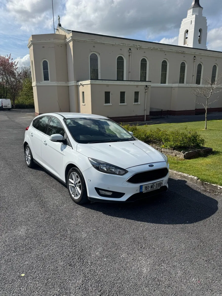 2016 Ford Focus 1.5 TDCI ZETEC - Image 4