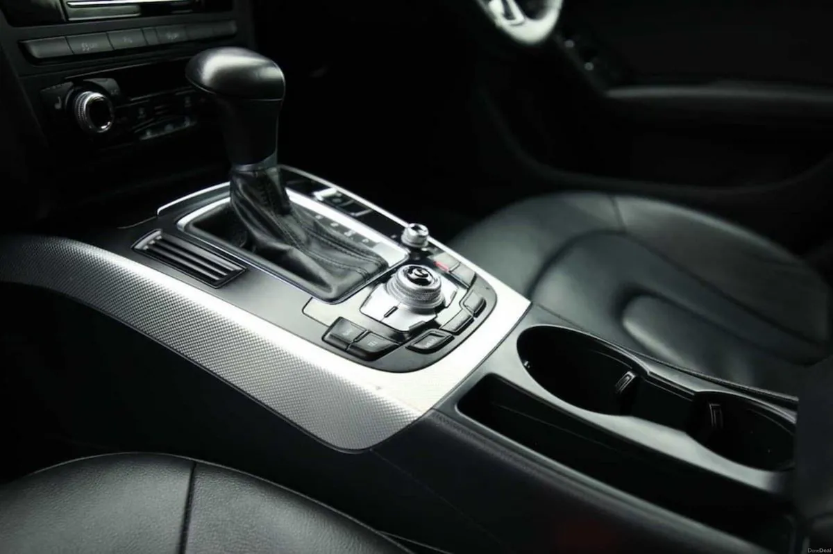 Audi A5 2.0 TDI SE TECHNIK SPORTBACK - Image 4