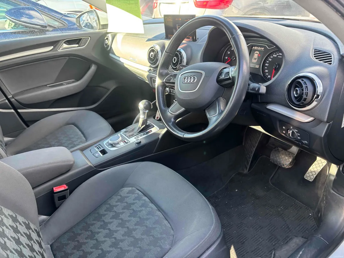 AUDI A3 SALOON 1.4 TFSI AUTO 2016 - Image 4