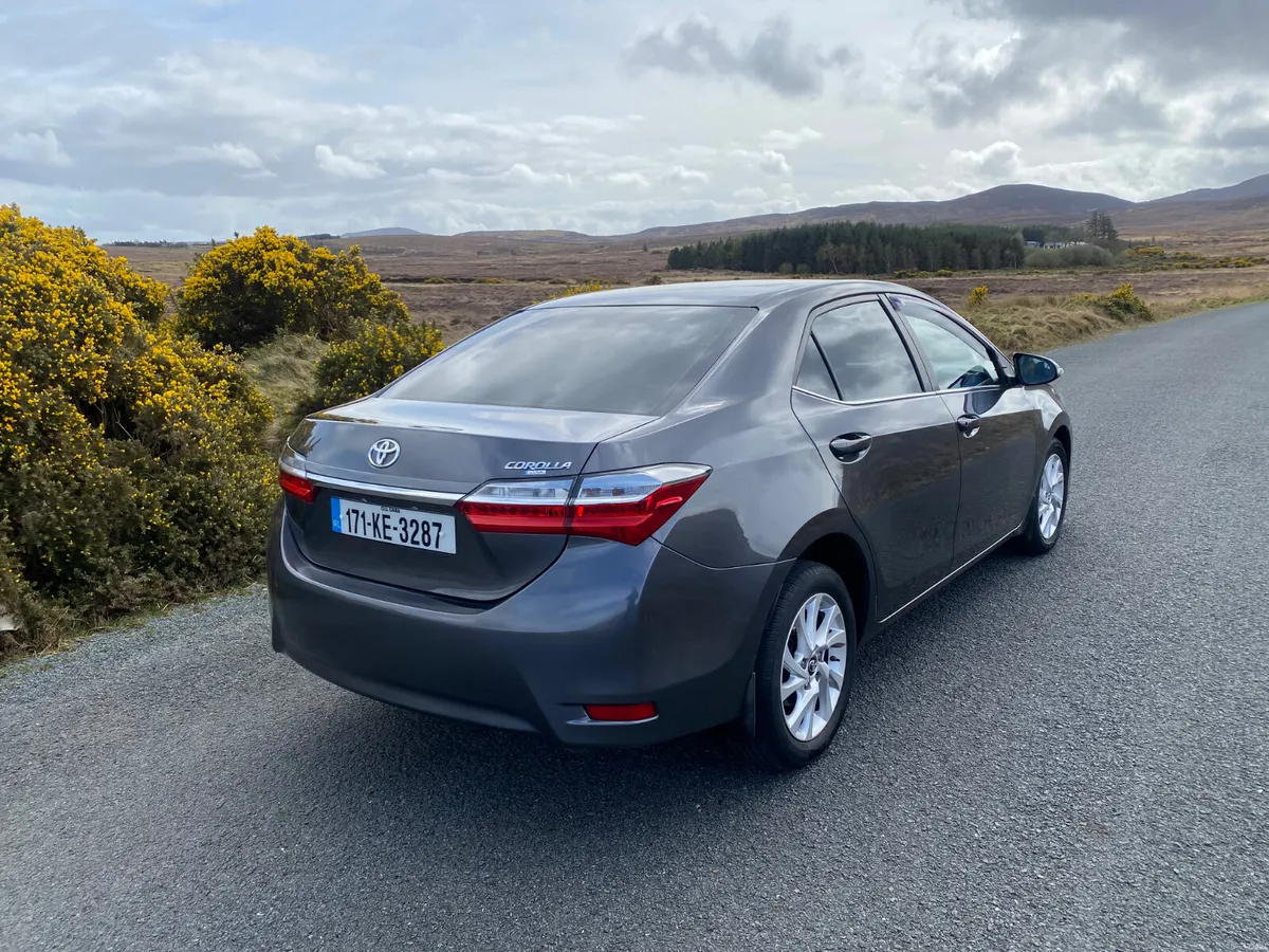 Toyota Corolla 2017 - Image 4