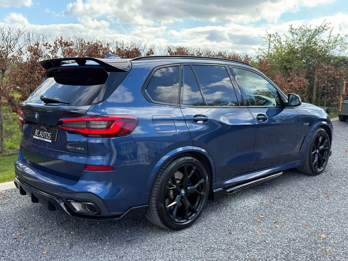 2023 BMW X5 45e M Sport - Image 4