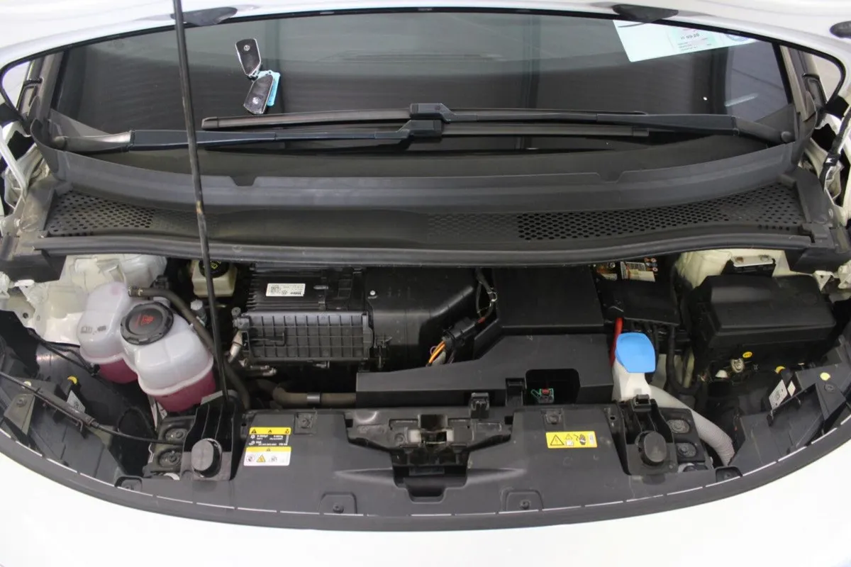 Volkswagen ID.3 1ST Plus Auto Electric - TENDER 2 - Image 4