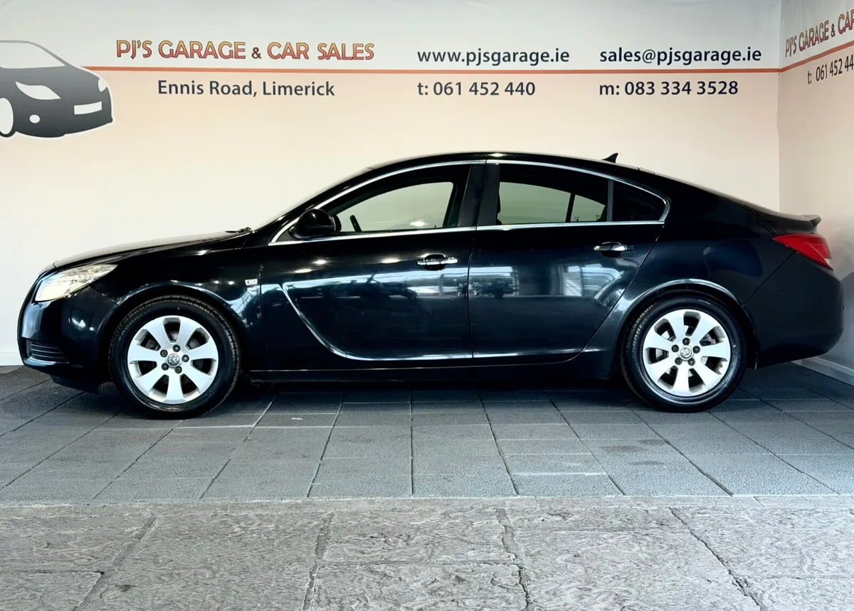 Vauxhall Insignia 2011, New NCT - Image 4