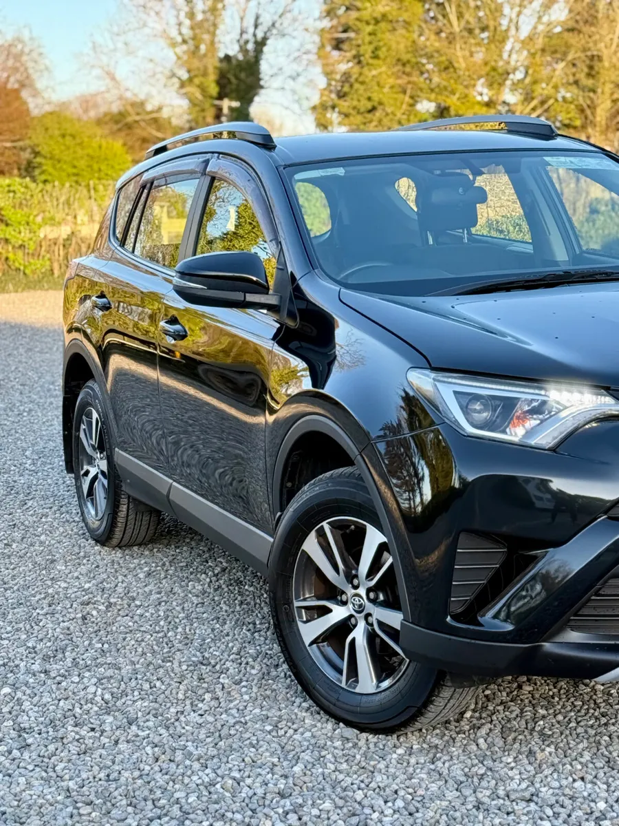 2018 Toyota RAV4 2.0 D-4D 143HP Luna - Image 4