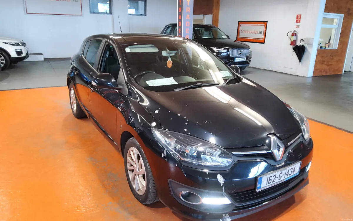 Renault Megane 2016 - Image 1