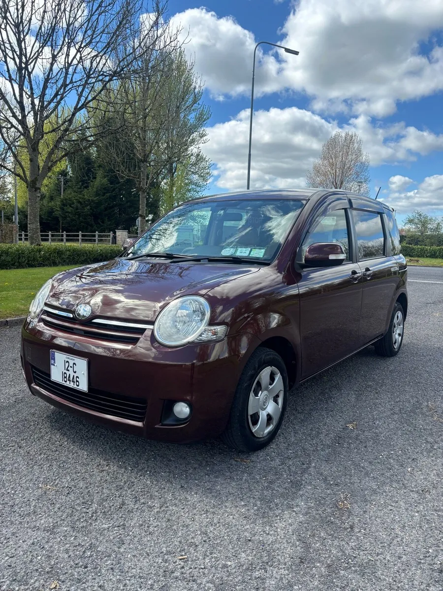 Toyota Sienta 1.5P 7seat AUTOMATIC (New NCT)RevCam - Image 2
