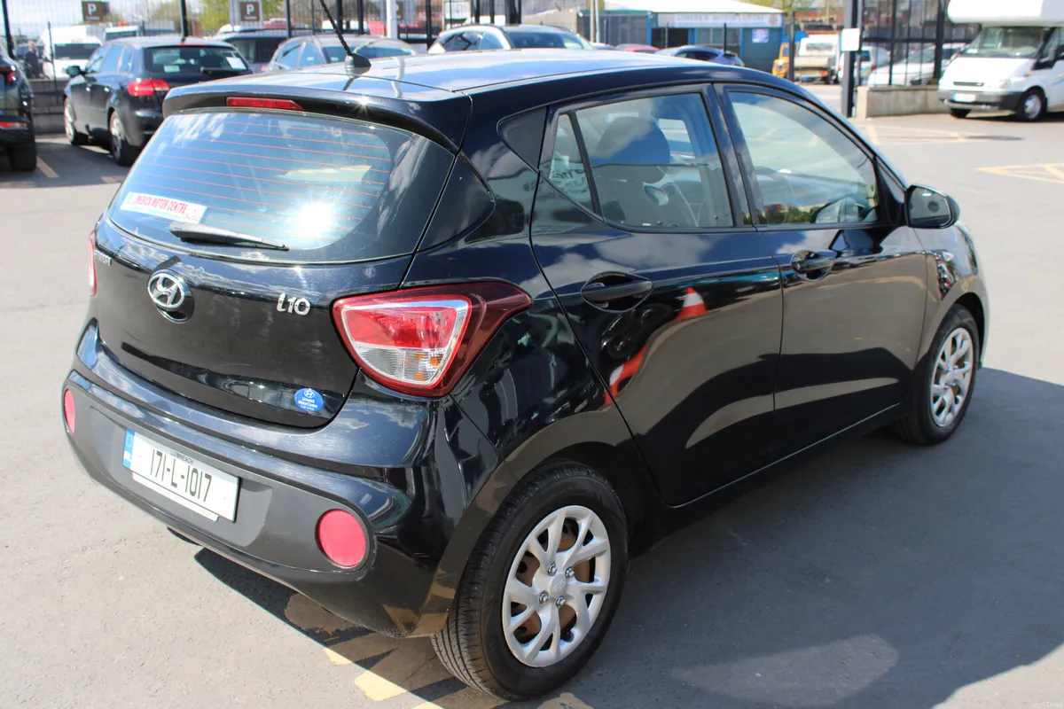Hyundai i10 2017 - Image 5