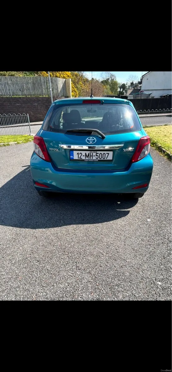 Toyota Yaris 2012 1.3 - Image 4