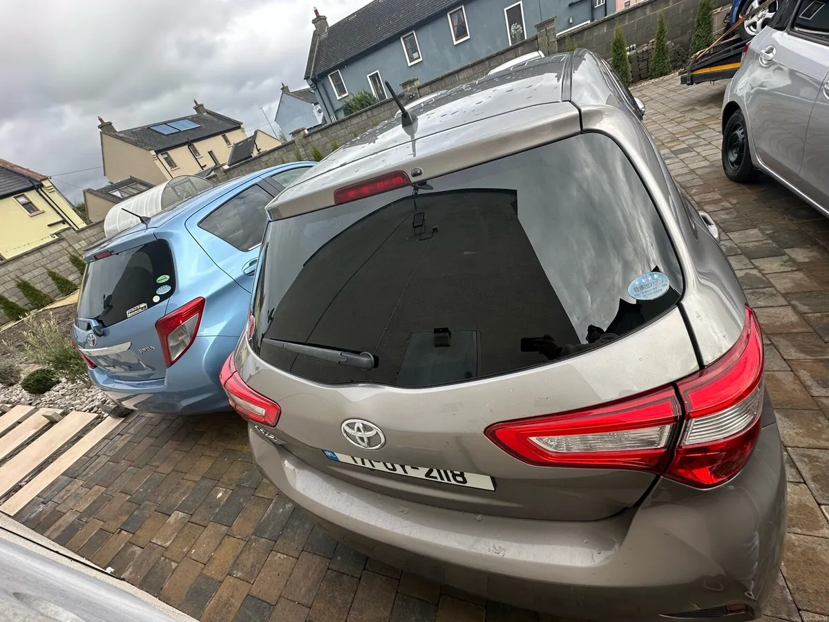 Toyota Vitz 2017 – 1 Litre - Low Mileage - Image 4