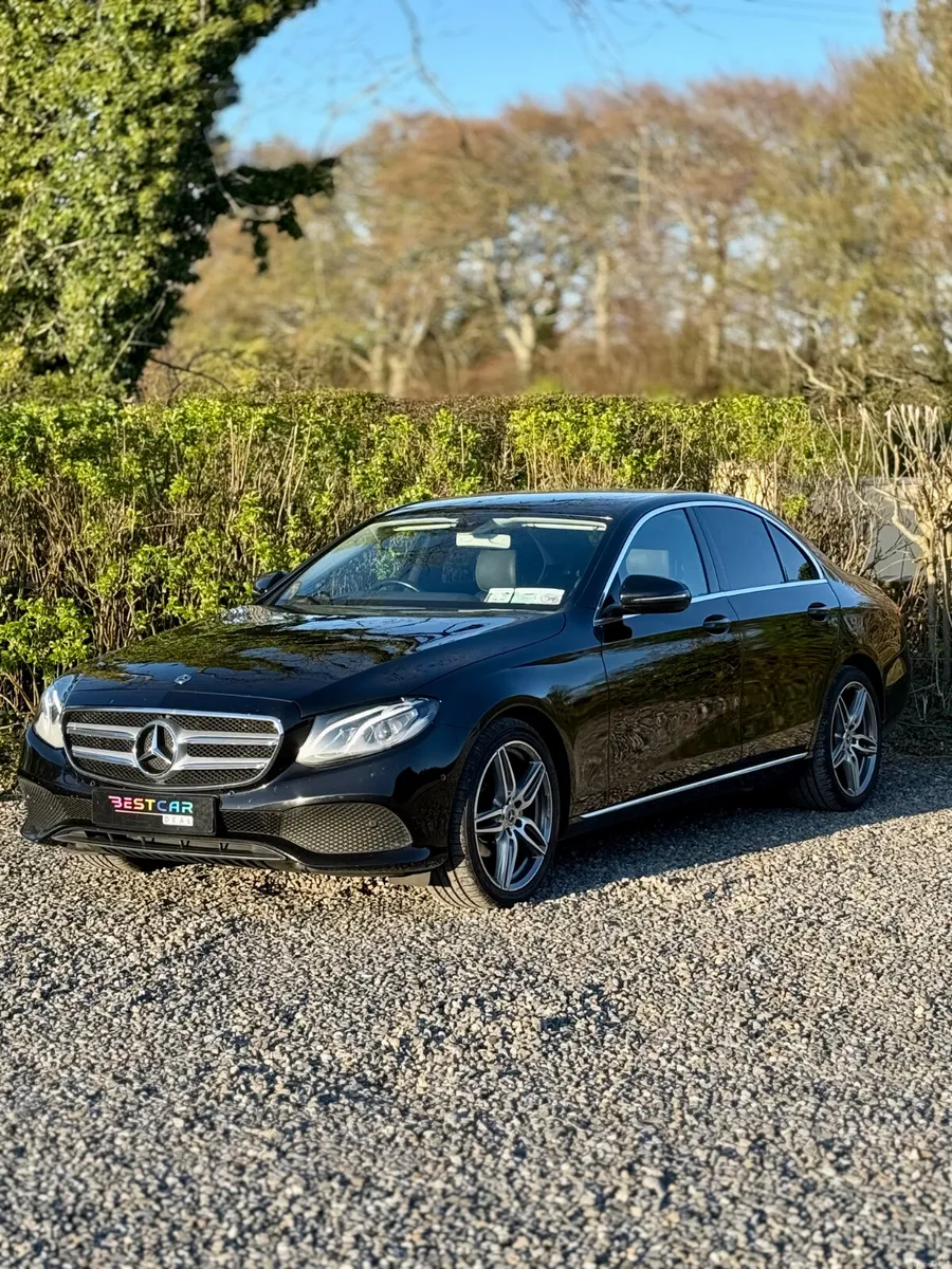 2017 Mercedes-Benz E-Class E220d Avantgarde Auto - Image 4