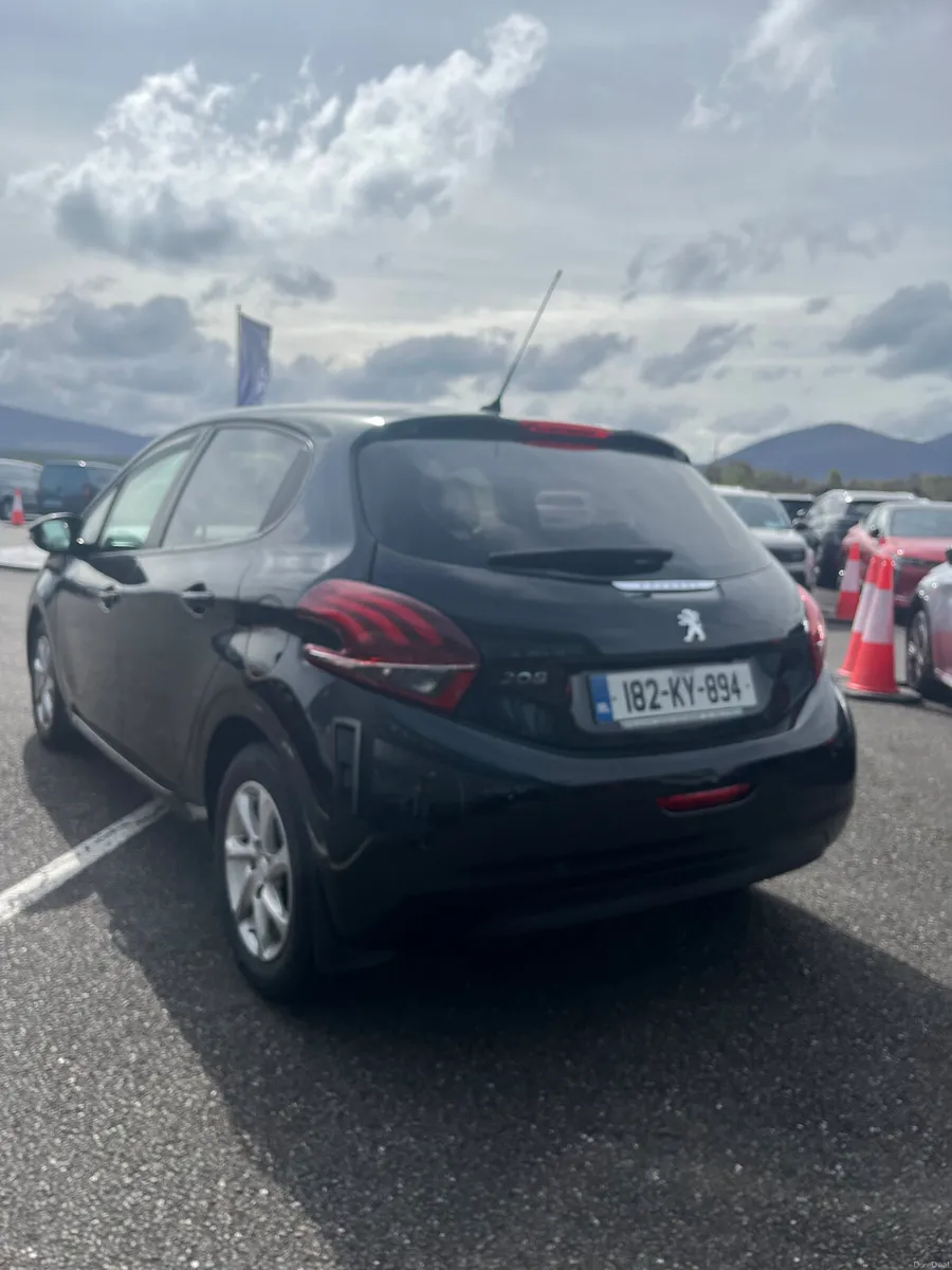 Peugeot 2008 2016 - Image 4
