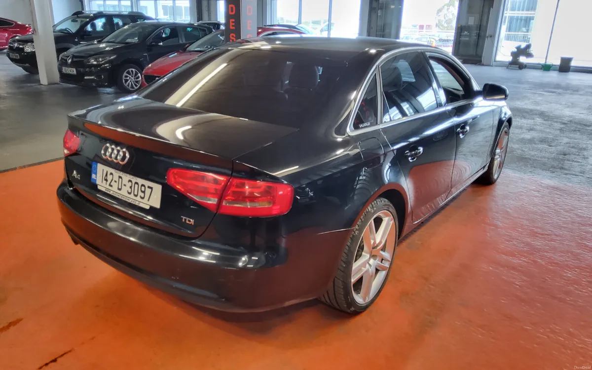 Audi A4 2014 - Image 4