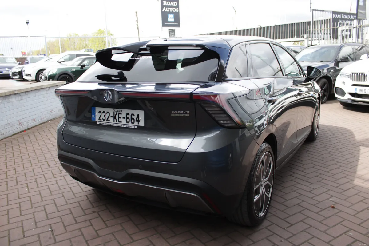 2023 MG MG4 LR EXCLUSIVE - Image 4