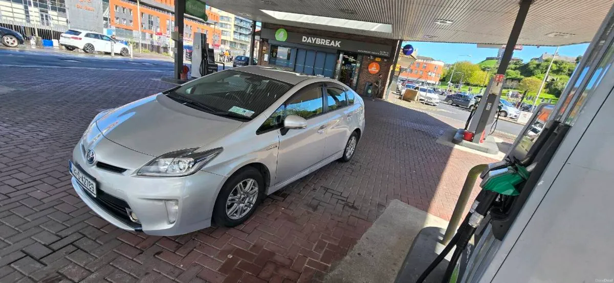 Toyota prius 1.8 - Image 4