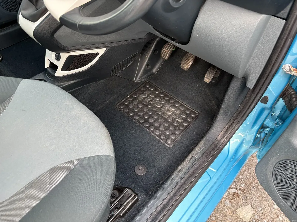 Ford KA 2014 - Image 4