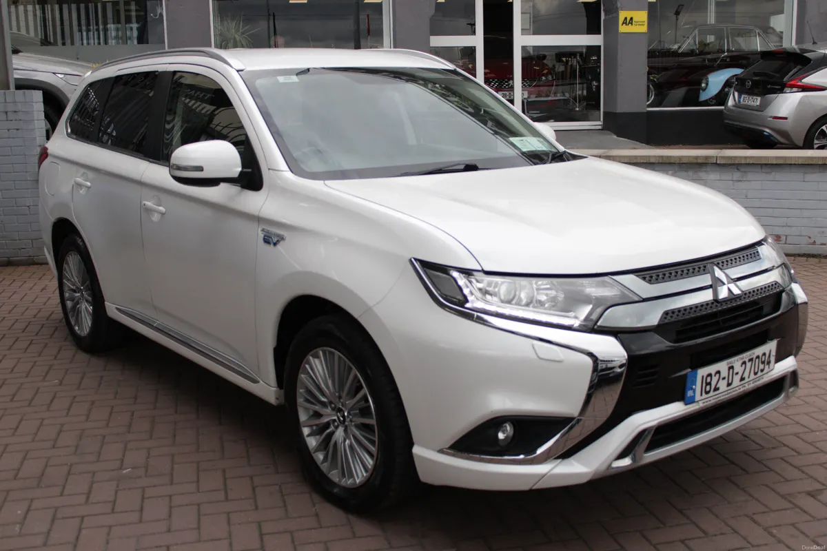 2018 MITSUBISHI OUTLANDER 2.4 PLUG-IN HYBRID 4WD - Image 2