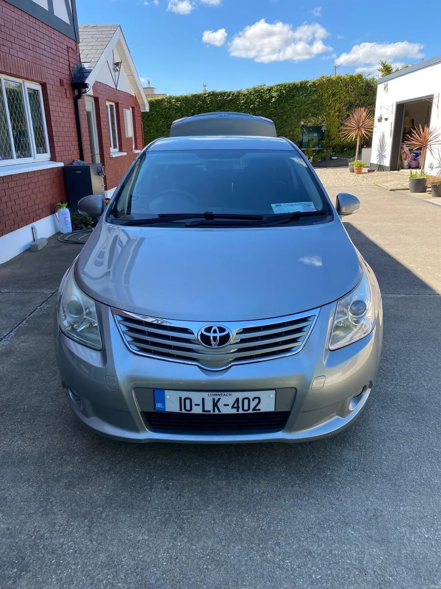 Toyota Avensis - Image 1