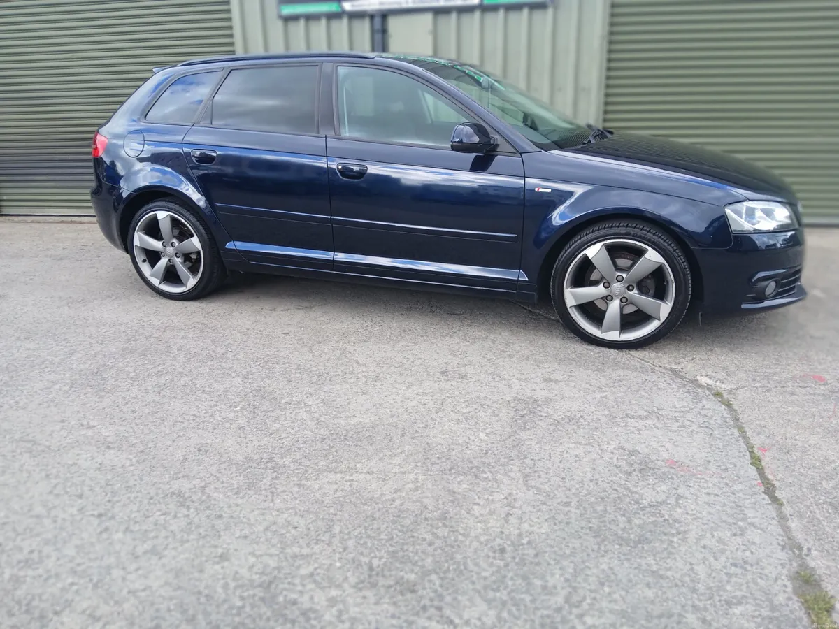 Audi A3 sline diesel automatic  2013 - Image 4