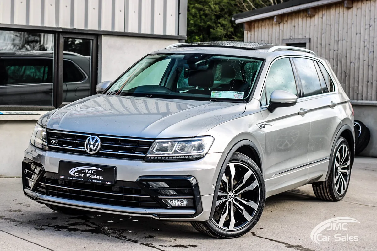 2018 VOLKSWAGEN TIGUAN R-LINE PAN ROOF - Image 1