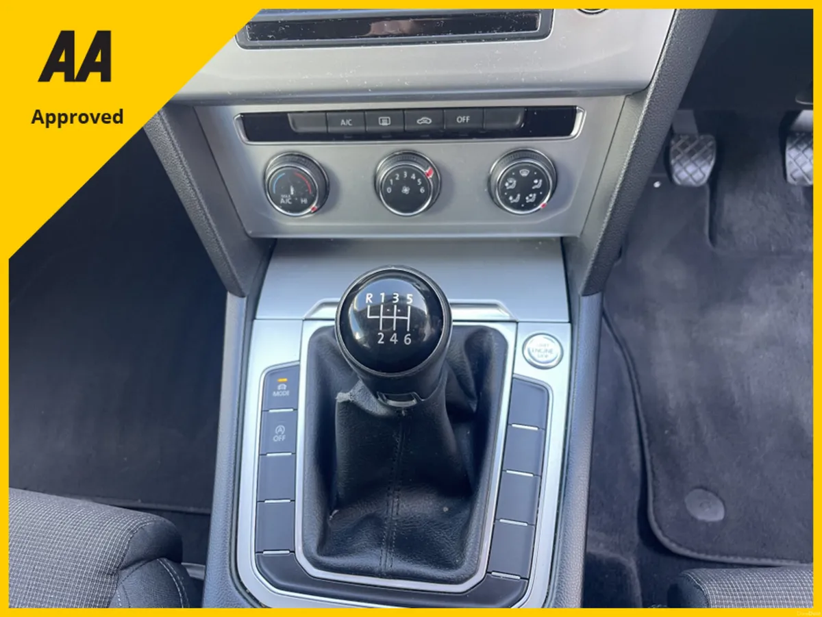 Volkswagen Passat 2.0 TDI SE BLUEMOTION 150PS 4DR - Image 2