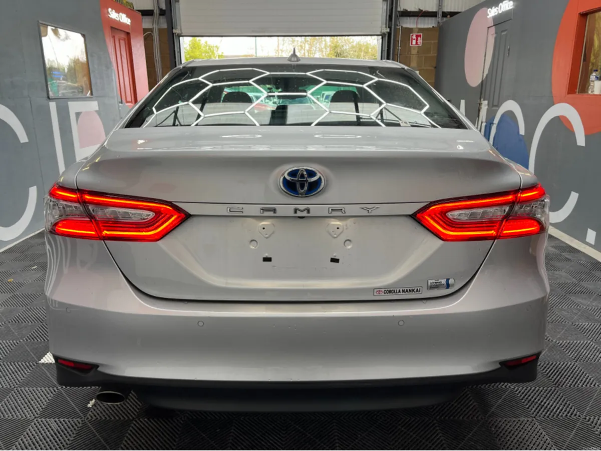 Toyota Camry 2020 TOYOTA CAMRY G 2.5 AUTOMATIC / C - Image 3