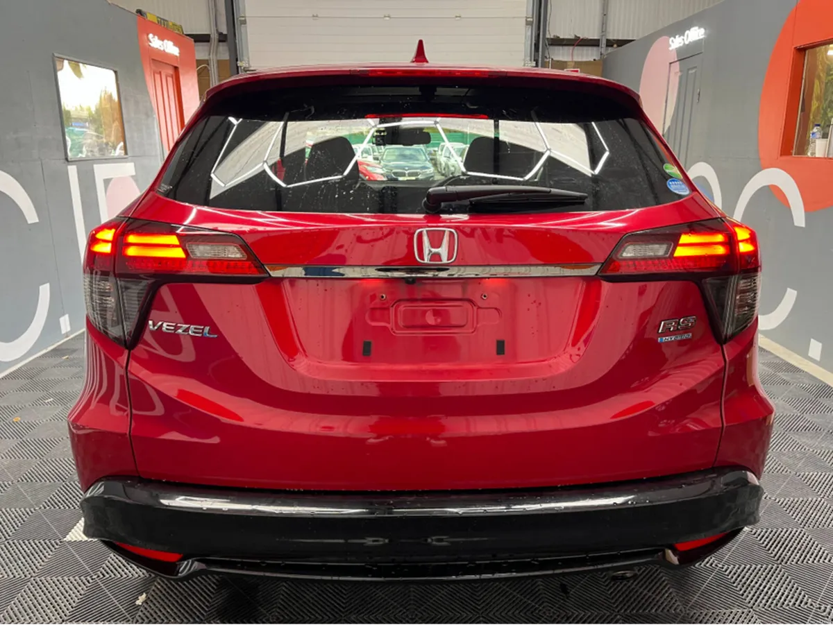 Honda Vezel 2021 HONDA VEZEL RS HYBRID SENSING 1.5 - Image 3