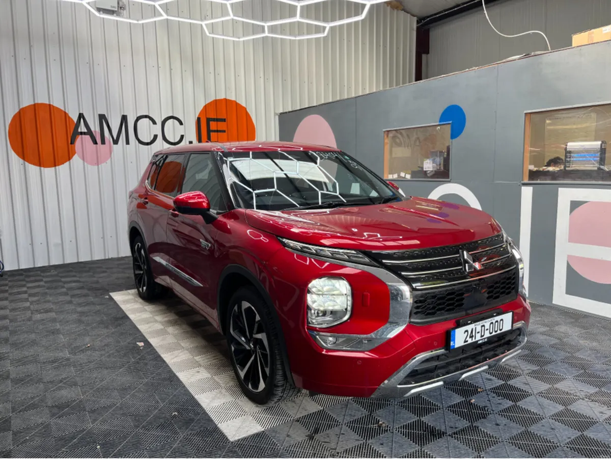 Mitsubishi Outlander 2024 MITSUBISHI OUTLANDER P 4 - Image 1