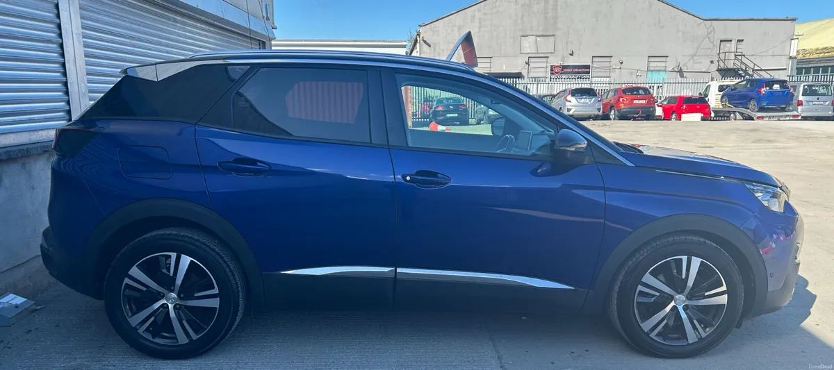 2017 Peugeot 3008 Allure | Automatic - Image 4