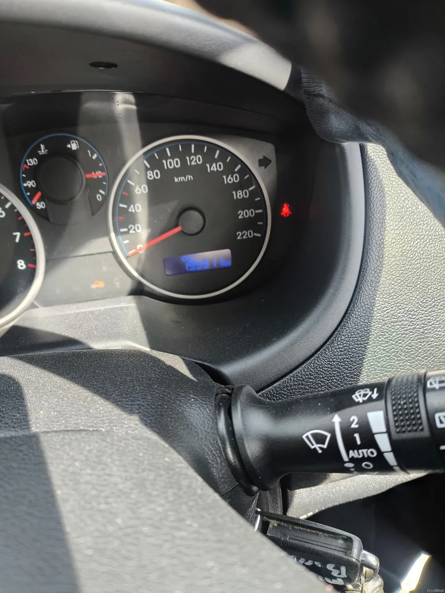 Hyundai i20 2013 - Image 2