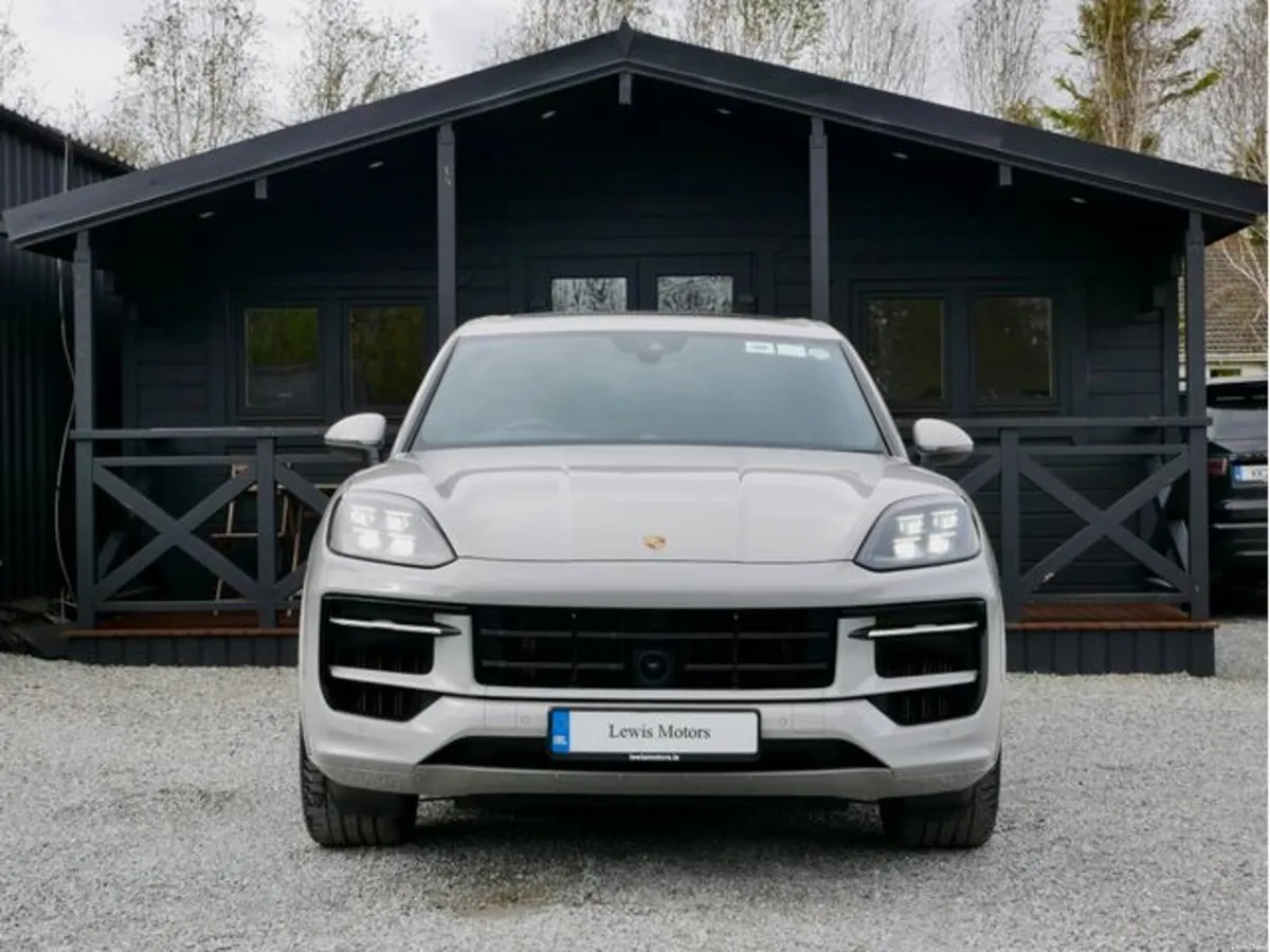 Porsche Cayenne V6 E-HYBRID 470BHP, HIGH SPEC, REA - Image 2