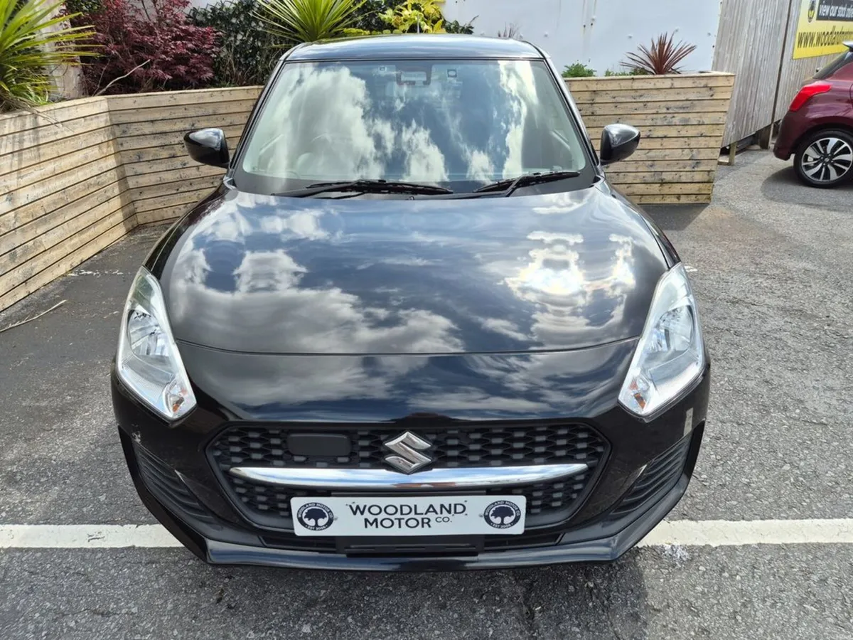 Suzuki Swift 1.25 PETROL / AUTO / LOW MILEAGE / TA - Image 4
