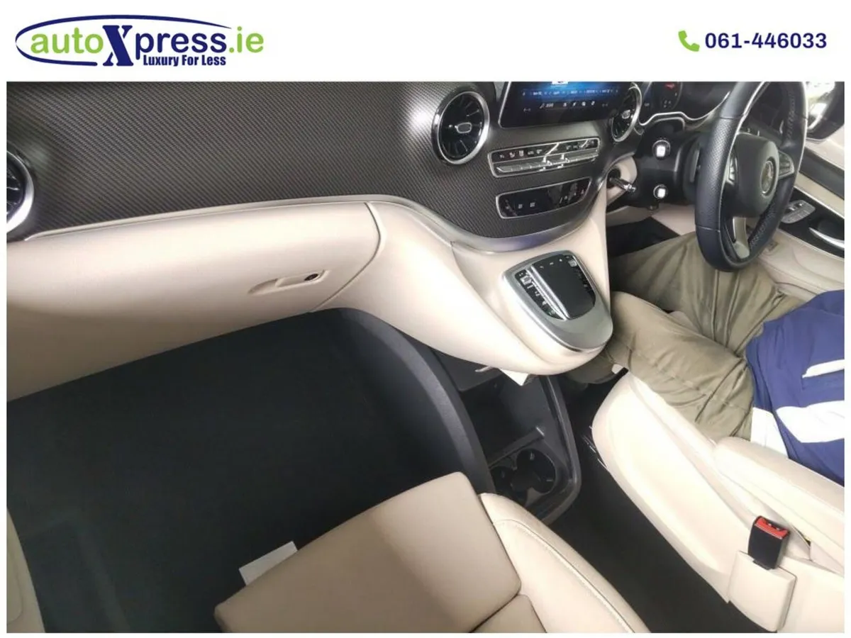 Mercedes-Benz V-Class 220D AVANTGARDE LONG AMG-LIN - Image 2