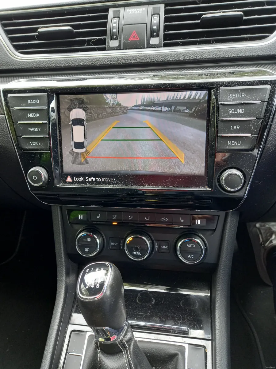 2017 Skoda Superb 2L Diesel - Image 2