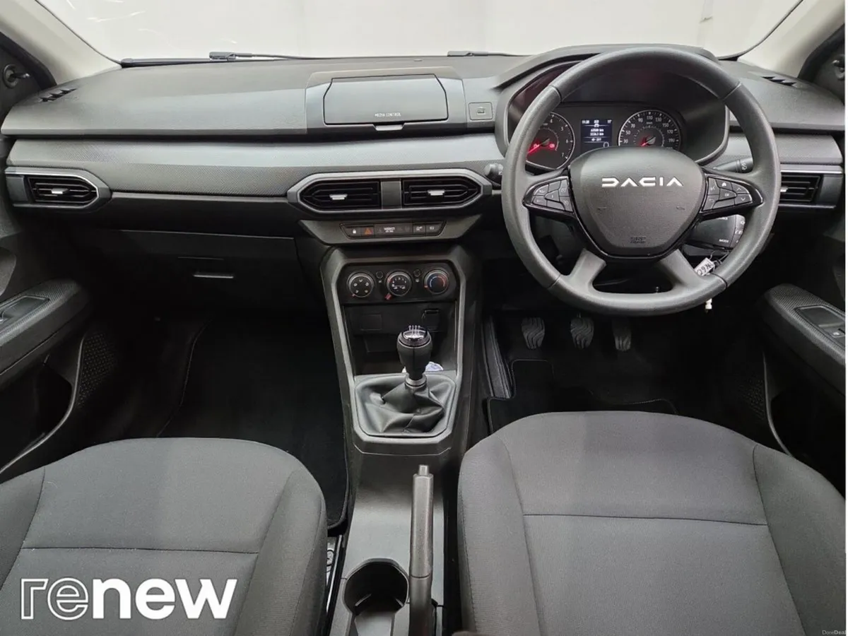 Dacia Jogger TCe 110 Essential 7 Seater - Image 3