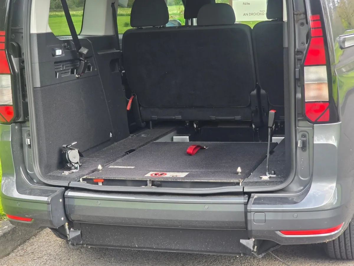 Volkswagen Caddy Wheelchair Accessible Vehicle - Image 2