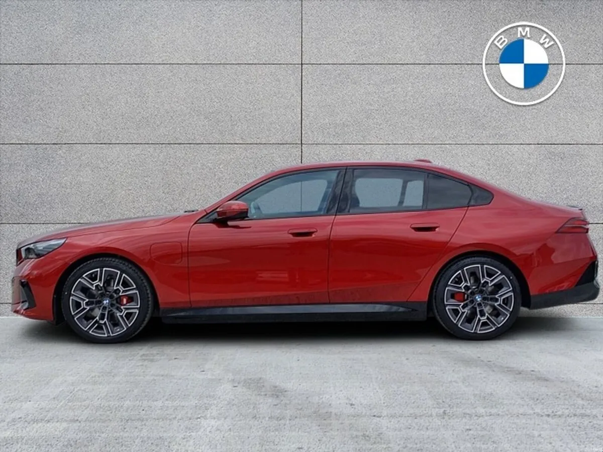 BMW 5-Series 530e M Sport Pro - Image 3