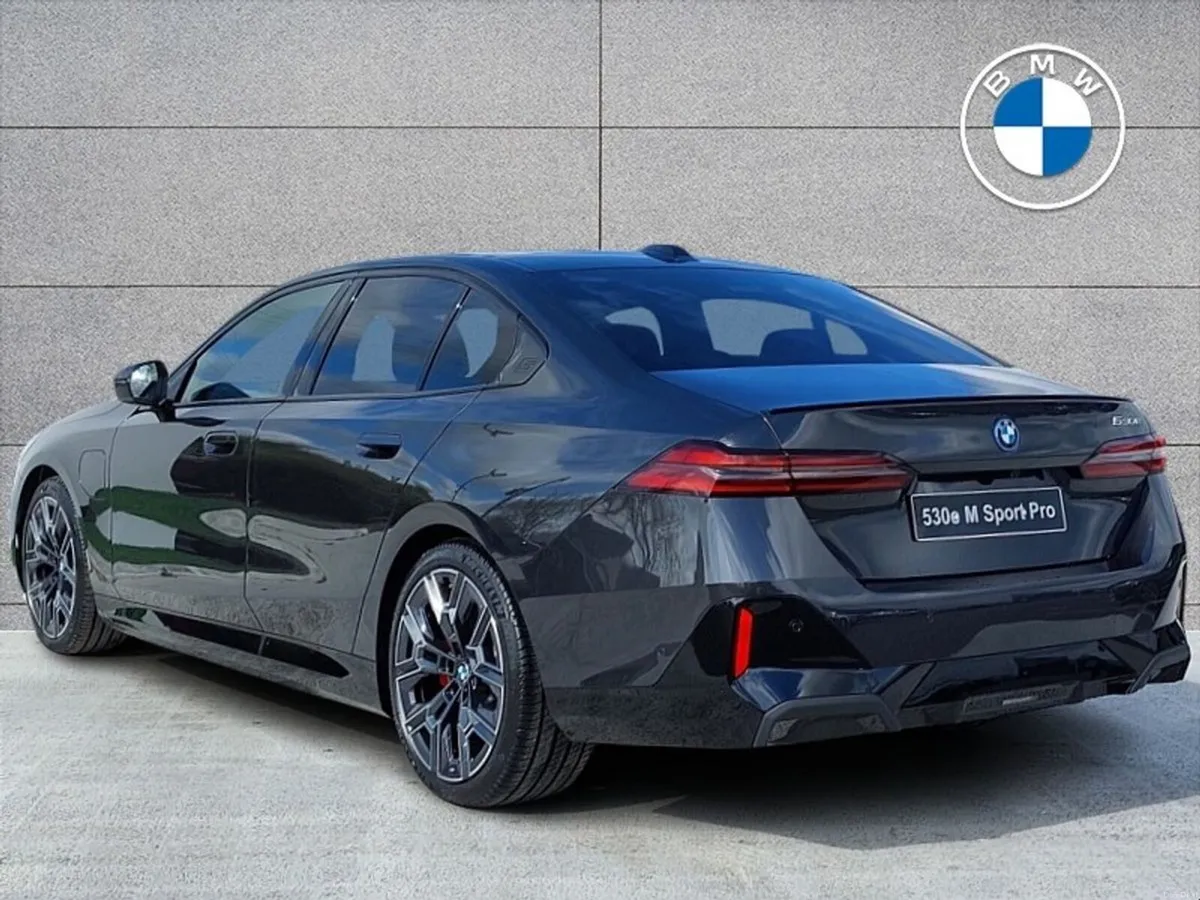 BMW 5-Series 530e M Sport Pro - Image 2