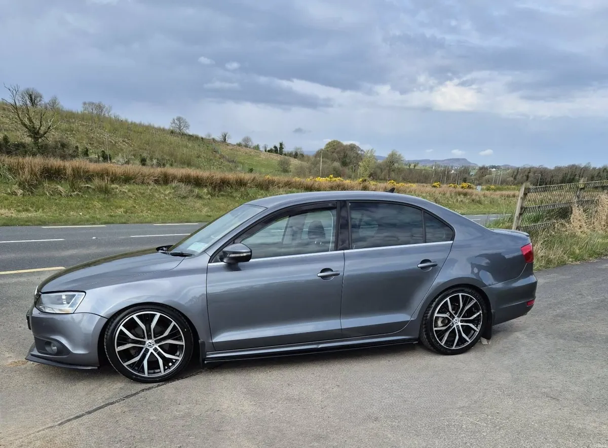 2013 VW Jetta 1.6 TDI – Lowered - Image 1