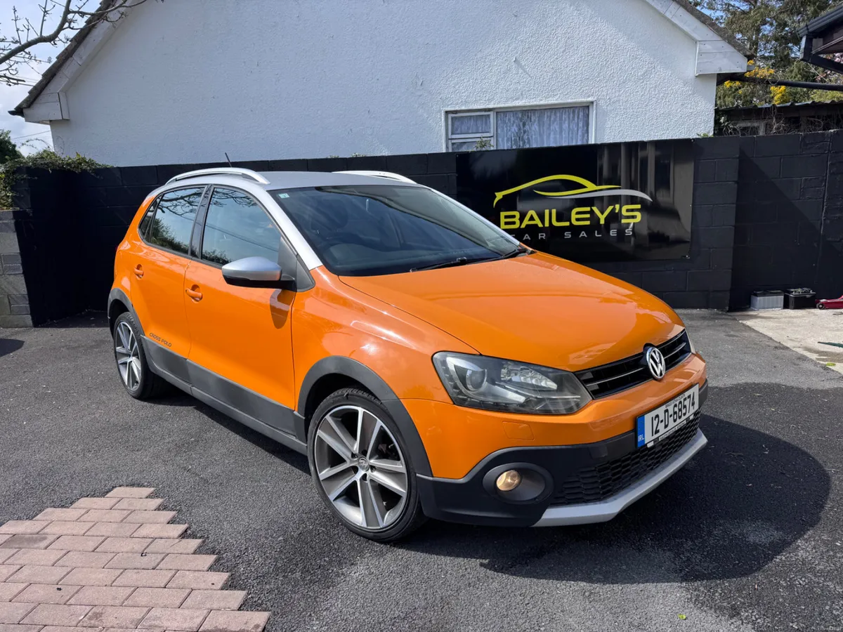 Volkswagen Polo cross  2012 Auto - Image 1