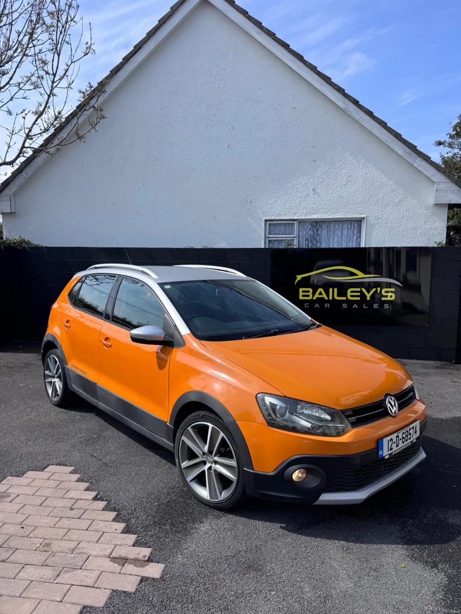 Volkswagen Polo cross  2012 Auto - Image 2