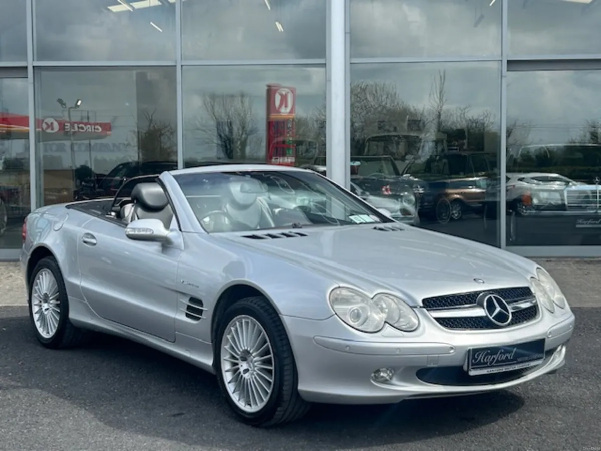 Mercedes-Benz SL500 Cabriolet Auto - Image 4