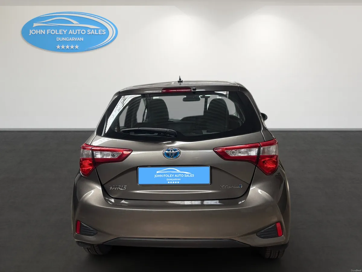 191-Toyota Yaris -1.5 Hybrid Auto -5 door - Image 4