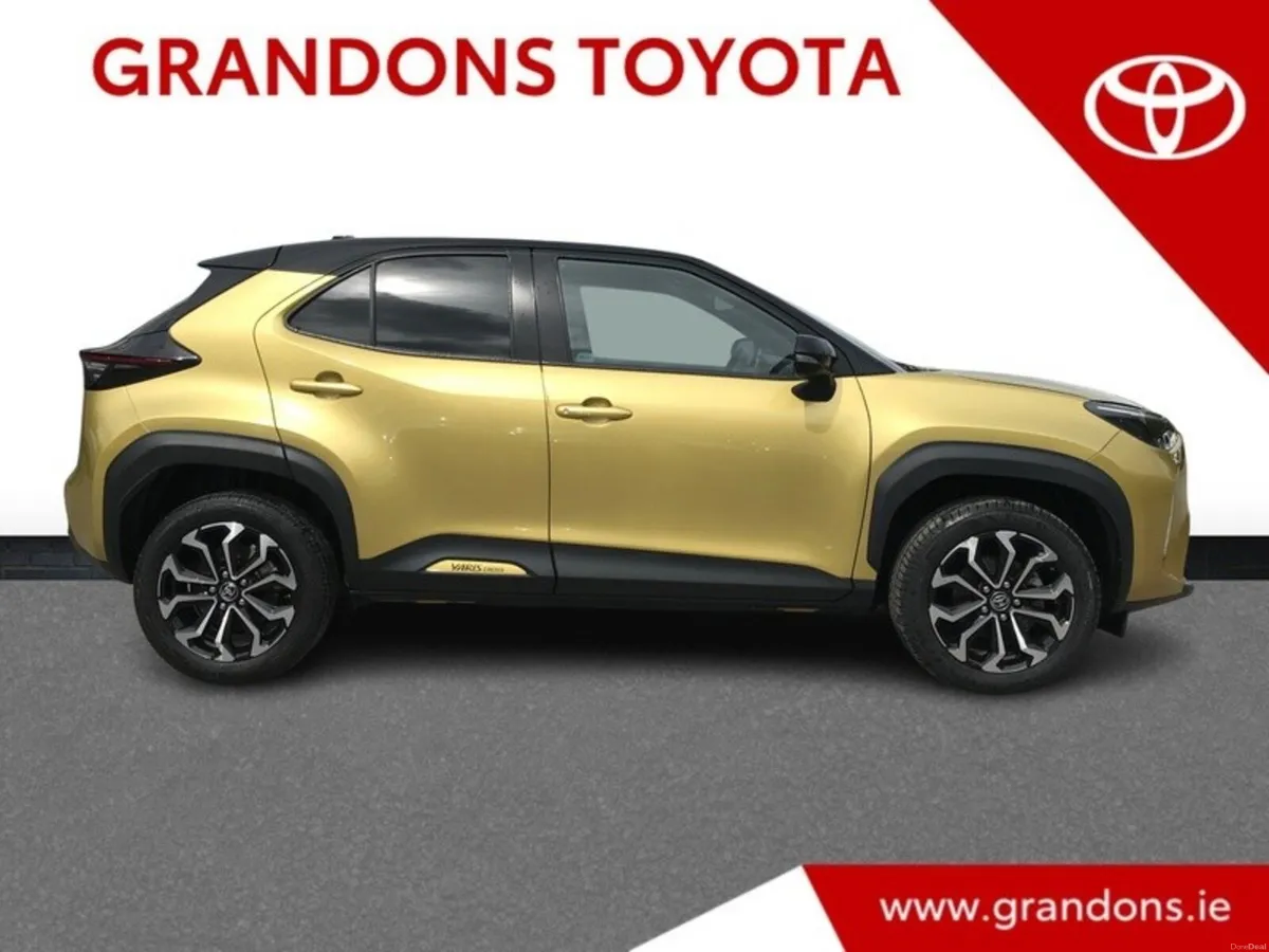 Toyota Yaris Cross LUNA SPORT - GRANDONS - Image 3