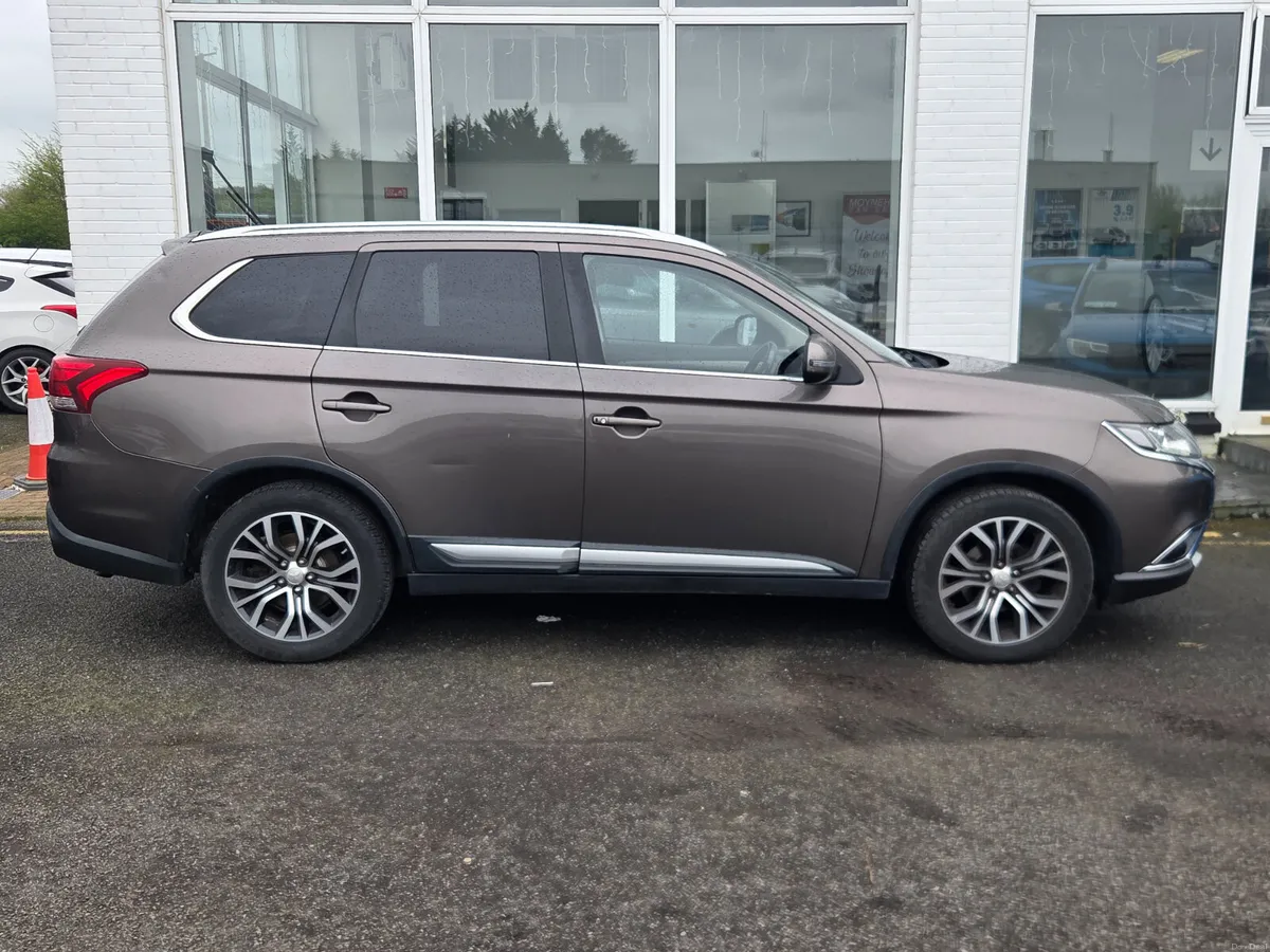 Mitsubishi Outlander 2016 - Image 3